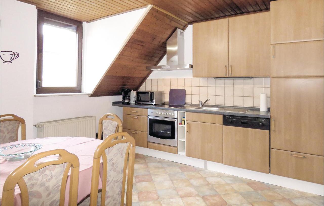 Gorgeous Apartment In Lahnstein With Kitchen Exteriör bild